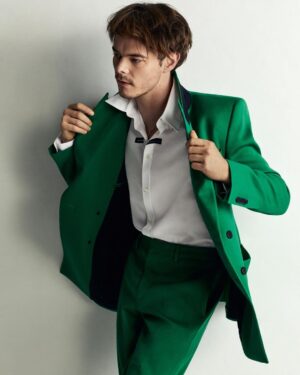 Charlie Heaton Instagram - Just chilling at home like @esquire Photography: @mschwartzphoto 
Styling: @mrfabioimmediato 
Grooming: @cheri_keating
Editor-in-Chief: @musingmutley 
Story: @awestenfeld 
On the cover: @givenchyofficial