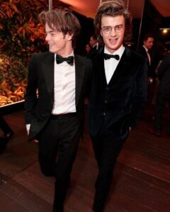 Charlie Heaton Instagram - 🕴We got the memo 🕴 Huge thanks to my wonderful stylist @samanthamcmillen_stylist @gucci