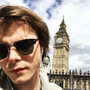 Charlie Heaton Instagram - 🇬🇧🇬🇧🇬🇧