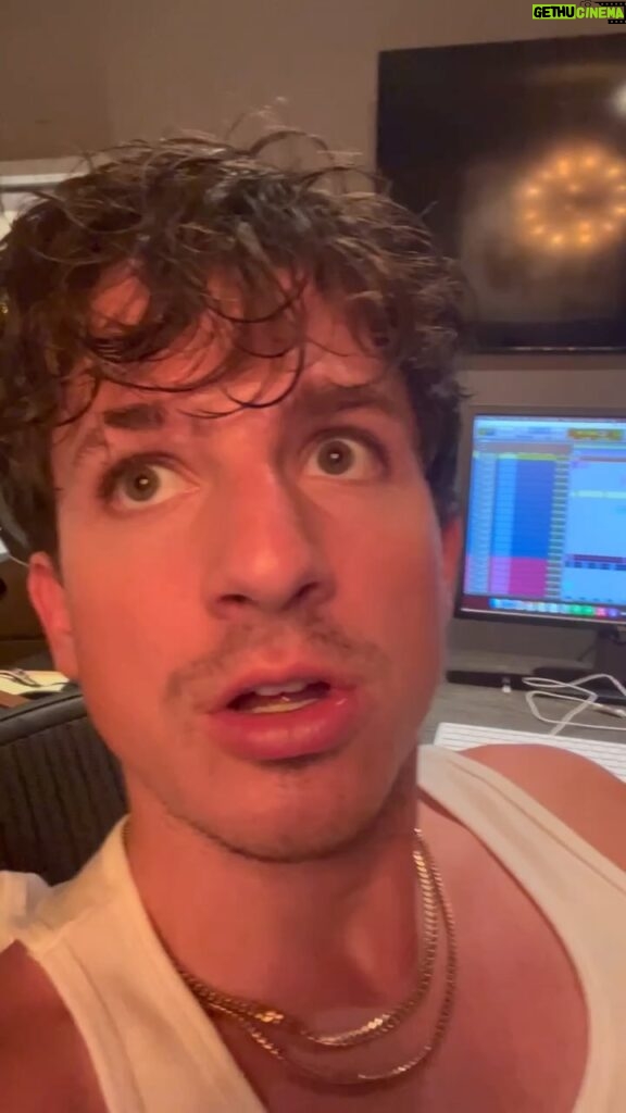 Charlie Puth Instagram - This is how I made the pre chorus of left + right