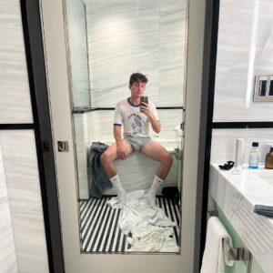 Charlie Puth Instagram - You thought it was modest slideshow!!!!