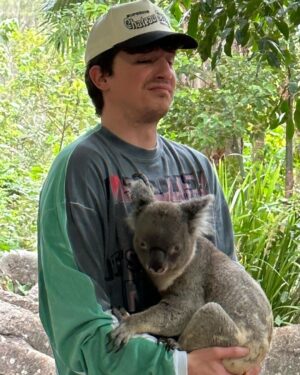 Charlie Puth Instagram - Nobody told me that these cuddly little creatures smell like complete doodie…but they are still very cute. Nobody also told me that my first tour in Australia would be completely sold out. I am so grateful and I can’t wait to be back. This shirt will forever smell like Koala booty and I will never forget my first tour in Australia. Thank you
