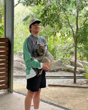 Charlie Puth Instagram - Nobody told me that these cuddly little creatures smell like complete doodie…but they are still very cute. Nobody also told me that my first tour in Australia would be completely sold out. I am so grateful and I can’t wait to be back. This shirt will forever smell like Koala booty and I will never forget my first tour in Australia. Thank you