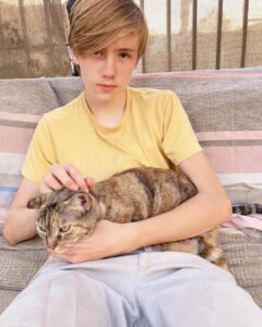 Charlie Shotwell Instagram - I’m thankful for this cat. #happythanksgivng