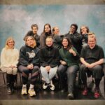 Charlotta Björck Instagram - Ni kommer se mer av oss. Under ledning av Dilan & Moa: Teater Källan!!! Impro! Impro! Impro! Så lyckligt LOTTAD att få vara en del av detta. Och inte minst: Tack Ulrika för en strålande workshop idag! ❤️ Inkonst