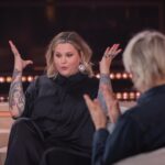 Charlotta Björck Instagram - Tack @biancatalkshow för inbjudan! Mäkta imponerad av det proffsiga och göttiga gäng som roddar och styr såväl bakom som framför kameran på denna show! Även imponerad av exakt varenda jävla enskild like @petersettman så flinkt hamrat in till mig här på instagram. Hur många? Ptja, se programmet så kanske du kan få se en bråkdel av dom fladdra förbi. 😌👌