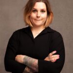 Charlotta Björck Instagram - NY ÅLDER (38) betyder nya pressbilder. (inkl. PLÅSTER PÅ LILLFINGRET!!!!) Kan ej vänta på allt kul jag ska få göra, lära mig & jobba med som trettiåttaåring! Tack för alla strålande fina & kärleksfulla gratulationer på min födelsedag igår. ÄLSKAR att fylla år! ❤️ Otrolig fotograf: Helena Pataki @poneli Malmö, Sweden