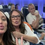 Charlotte Crosby Instagram - A VERY DIFFERENT CHRISTMAS DAY 🎁🎅🏼🥰❤️✈️ Merry Christmas everyone! I’ve hugged and kissed my family more than ever today!!!!!!! I think my mams becoming a bit suspicious I keep kissing her on the cheeks! ❤️🥰 I suppose what I’m trying to say is if you are with your parents, grandparents or any family today hold them tight! So so so tight! Even if it feels abit odd or abit cringe just grab them and do it ❤️ love you all merry Xmas ❤️