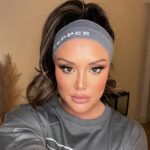 Charlotte Crosby Instagram - Our @peppergirlsclub headbands 🤤🥰☁️ You can get all 4 colours for the price of 1!!!! It’s in the “Christmas bundles” section on our site 👀 along with loads of other amazing Xmas bundles!!! If you order tonight or tomorrow, YOU WILL GET YOUR ORDERS BEFORE XMAS DAY! 🎅🏼❤️‍🔥 get shopping as we are running out of time for pre Christmas delivery ✨ Xmas bundles end TOMORRROW !!!!!! Makeup - @kategately