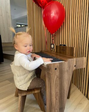 Charlotte Crosby Instagram - 1 whole year of my Alba Jean ❤️🎂
1 year ago today me and @jake_ankers  experienced the best day of ourentire life and every day after that has been absolutely magical ✨ so loving and cheeky, the most beautiful, clever little girl I’m awe every day at your little personality, your thumbs up and blowing kisses constantly making us laugh! 👶🏼🥰 the world is at your feet my Jeanies. My shining star 🌟 I love you so so so so so much words can’t even describe everything I do it for you my girl ❤️❤️❤️❤️
(PIANO TAGGED IN MY STORIES)