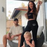 Charlotte Crosby Instagram - 👨‍👩‍👧❤️ when the rest of the family are done with the family photos BUT your just getting started 🤣😂