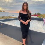 Charlotte Crosby Instagram - Just a few from all my @inthestyle outfits in the last couple of weeks 😍 From both my old range and my new 💁🏼‍♀️ i miss santorini wahhhhhhhhhh 😩😩😩😩 ad