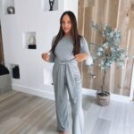 Charlotte Crosby Instagram - Ahhhhh!! So excited for this one! One of my FAVE @inthestyle collections ever! ❤️ + WIN YOUR FAVE LOOK!✨ My ‘New Season Casuals’ collection with @inthestyle launches on MONDAY at 7pm on the app! ✨ ad I’m back again and this time, it’s all about the comfort for me (always!😂) 🙌 Cosy season is approaching and I’ve got all the comfy pieces you've been looking for… For the days when you want to chill out on the sofa, running errands, have a 'self care' day, there is something for your everyday 👏 Featuring jumpers, leggings, jumpsuits, joggers,t-shirts & more in sizes 6-24 ✨ Stay tuned for more sneak peeks before the launch Monday at 7pm! To celebrate, we’re also giving you and your bestie 𝐖𝐈𝐍 𝐘𝐎𝐔𝐑 𝐅𝐀𝐕𝐄 𝐋𝐎𝐎𝐊! For your chance to 𝐖𝐈𝐍: 1️⃣ LIKE this post 2️⃣ TAG your bestie you’d share it with 👯‍♀️ 3️⃣ Make sure you both FOLLOW @inthestyle & @charlottegshore Good luck! 🤎 The comp winners will be announced Monday before the launch at 7pm!