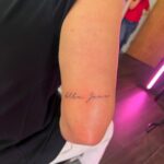 Charlotte Crosby Instagram - ✨Alba Jean✨ Privileged to have @callyjoart do yet another tattoo of mine and even more buzzing I persuaded Jake to get his 1st ever one 🖊️ This tattoo means more then anything in the world our precious daughters name the light of our life and our absolute world 🌎 As you all know I called Alba after my beloved nana, my little nana jean. So missed and so loved by so many. I wanted to do something very special to me so In the “jean” part of my tattoo are my nanas ashes 🥲❤️ a tribute to my beautiful nana, i way to feel close to her forever. Until I see her again ❤️👵🏻