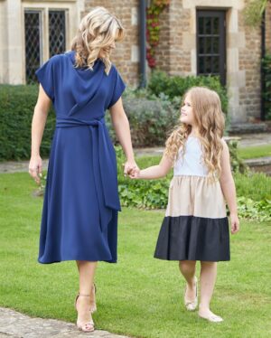 Charlotte Hawkins Instagram - So thrilled to be on the front cover of the very first printed edition of @broodmagazine - in shops now! Thanks to all the team for such special photos with my daughter Ella-Rose, and for the lovely chat 🥰 #broodmagazine #family #magazine #frontcover