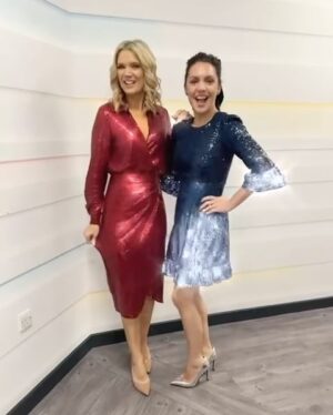 Charlotte Hawkins Instagram - Some Christmas sparkle with @lauratobinweather to wrap up the week for me on  @gmb! Today we were joined by the lovely @thetonyhadley telling us all about his new tour & album. The team studio selfie with @richardmadeleyofficial @seanfletchertv @lauratobinweather… & big thank you to @richardmadeleyofficial for my lovely Christmas present of our studio selfie from Monday immortalised on a mug! Happy Christmas everyone xx 🎅🏼❤️ #gmb #goodmorningbritain