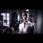 Charlotte Kirk Instagram - If you want to get in the Christmas spirit Watch “No Panic With A Hint of Hysteria” 🎄💥 . . . . #christmasmovies #christmastime #charlottekirk #charlottekirkofficial #movie #comedy #nopanicwithahintofhysteria #movietrailer #filmtrailer #christmasvibes #followforfollowback #follow4followback #instagood #reels #video #christmasmood #fashion #comedymovies #comedyfilm #comedyreels @stephenbaldwin7 @magdalamparska