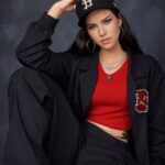 Charlotte Kirk Instagram – The 90s were a vibe!!! I love the fashion 🤓
What look is your picture?
.
.
.
.
.
.
.
.
.
.
#charlottekirk #charlottekirkofficial #90s #90sfashion #style #styleblogger #love #instagram #instadaily #instagood #fashion #fashiomodel #yearbook #actress #actresslife #behindthescenes #cute #smile #laugh #motivation #bosslevel #bosswoman