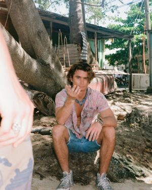 Chase Stokes Instagram - listen… jombie didn’t choose jorts the jorts chose jombie. round 2