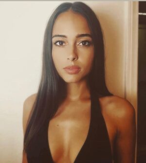 Chelsea Gilligan Instagram - 🤎