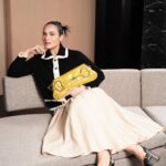 Chelsea Islan Instagram - Head to toe in @gucci. Loving the unique design and vibrant yellow color of Gucci’s Horsebit Chain Shoulder Bag. This is definitely a must-have item! Welcoming the new creative director of Gucci, @sabatods. Big applause for the cool debut and vision in reinventing Gucci classics. #GucciAncora 💛 Park Hyatt Jakarta