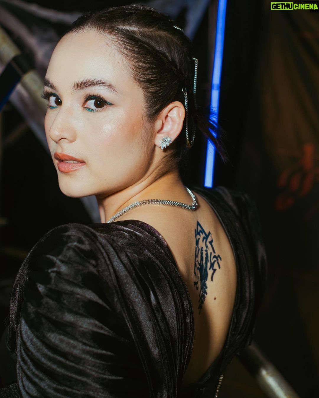 Chelsea Islan Instagram - Gala Premiere of TIRA π₯π Serial TIRA adalah serial pertama dari Jagat Sinema Bumilangit. Akhirnya setelah penantian hampir 2 tahun dan dengan seluruh Cast dan Crew yang sudah bekerja keras dalam mewujudkan karya ini, Series TIRA bisa segera di saksikan di Disney+ Hotstar mulai tanggal 16 December 2023! π₯ Custom Dress by: @maisonmet Custom Jewelry by: @sol.et.terre Custom Nails by: @capriques Photographed by: @agrasuseno @snap.nuel MUA: @archangelachelsea Hairdo: @ichanaahair Styled by: @imeldaimew @mindanovianty Special thanks to: @disneyplushotstarid @bumilangitofficial @bcu.id @tirariors.official #SenimanMudaBerkarya #BanggaFilmIndonesia #BanggaKaryaLokal #TIRA #Bumilangit β€οΈβπ₯