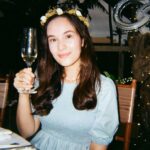 Chelsea Islan Instagram - Celebrating milestones reminds us to give thanks for each and everyday moments!🥂🤍✨
