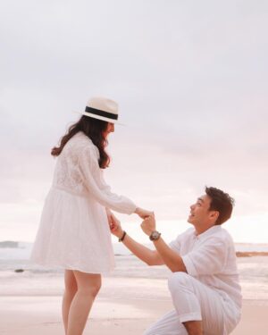 Chelsea Islan Instagram - 24/10/2021. He said: “We’ve been dating for a thousand days”; and on that special day he proposed to me. I trust God’s plan and God’s timing. I am beyond blessed and grateful. Thank you God for sending me an other half, a soulmate and an everlasting life partner. God is Good. Thankful for every step and every journey in my life. God bless us all. I love you my one and only @robclintonkardinal 🤍