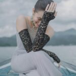 Chelsea Islan Instagram - Laughter is the sound of the soul dancing 🤍