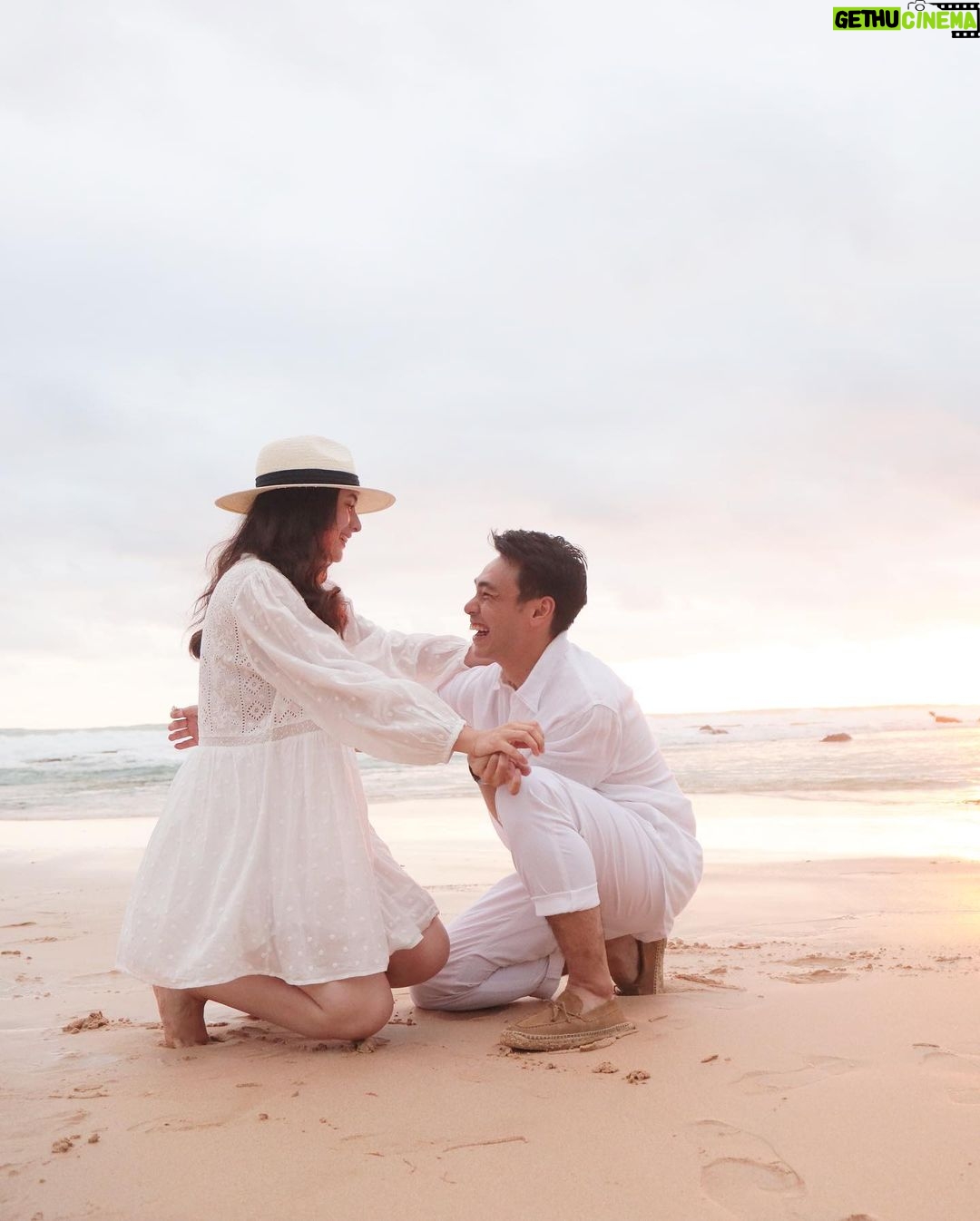 Chelsea Islan - 408.8K Likes - 24/10/2021. He said: “We’ve been dating for a thousand days”; and on that special day he proposed to me. I trust God’s plan and God’s timing. I am beyond blessed and grateful. Thank you God for sending me an other half, a soulmate and an everlasting life partner. God is Good. Thankful for every step and every journey in my life. God bless us all. I love you my one and only @robclintonkardinal 🤍