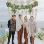 Chelsea Islan Instagram - Love is in the air! Happy to have witnessed the sacred and intimate ceremony of love. Happy wedding @itsmebcl 🤍 Amankila