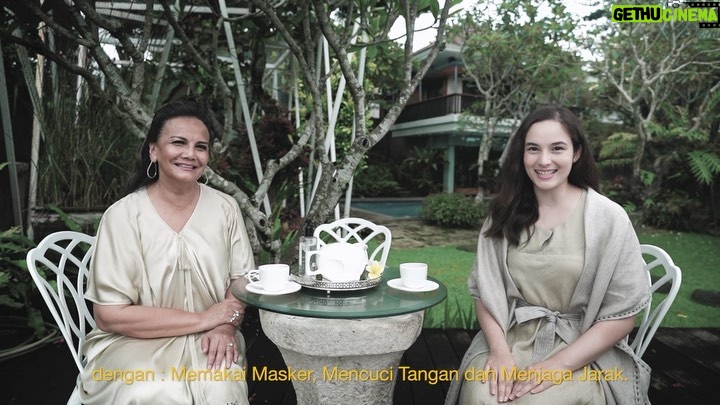 Chelsea Islan Instagram - Mari kita bersama Disiplin dalam mematuhi Protokol Kesehatan. Dengan Memakai Masker, Mencuci Tangan dan Menjaga Jarak, bersama kita bangkit menuju Indonesia kuat. Mari kita tegakkan Budaya patuh 3M. Salam sehat 🤍