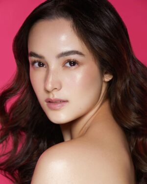 Chelsea Islan Instagram - 💘✨