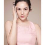 Chelsea Islan Instagram - Note to self: Relax and Chill out 💘