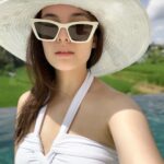 Chelsea Islan Instagram - When was this? Could you guess. #PreCovidDays 🌞