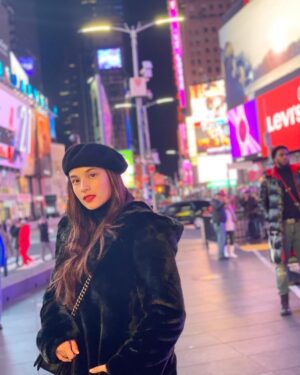 Chelsea Islan Instagram - Missing Newyork. Happy 4th of July! #PreCovidMemories🗽❤️