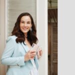 Chelsea Islan Instagram - Preparing for Valentines Day! I love doing fashion mix and match, and this smartphone really suits my style, don't you agree? Menyambut hari kasih sayang, ada promo spesial dari @OPPOIndonesia untuk setiap pembelian #OPPOReno5 dan #OPPOReno5_5G! Visit @OPPOIndonesia untuk informasi lebih lanjut! Spread the love! 💘