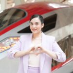 Chelsea Islan Instagram - Whoosh! Day Trip from Jakarta to Bandung in only 30 minutes using @keretacepat_id 🚅