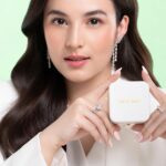 Chelsea Islan Instagram - Day 1 Launching of Sōl et Terre in Bridestory Market ICE BSD! As the Co-Founder of @sol.et.terre, I am really happy and excited to share this with all of you. We are still in @thebridestory until the 8th of October. Come and visit the booth! 💎✨