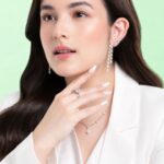 Chelsea Islan Instagram - Sōl et Terre. Rilis perdana di Bridestory Market, ICE BSD. Kunjungi Booth kami mulai besok, 5 Oktober hingga 8 Oktober. Join our movement in saving the planet and lets sparkle with purpose! #SparkleWithPurpose #SustainableLuxury #SolEtTerre #LabGrownDiamonds