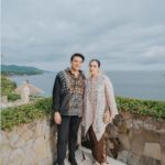 Chelsea Islan Instagram - Love is in the air! Happy to have witnessed the sacred and intimate ceremony of love. Happy wedding @itsmebcl 🤍 Amankila