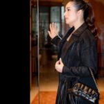 Chelsea Islan Instagram - My current obsession: @gucci’s latest collection; The Horsebit Chain Shoulder Bag 🖤❤️‍🔥
