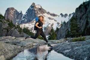 Chelsey Reist Instagram - nature keeps me so grounded that it can’t keep me grounded. ⁣
⁣
i love my body for carrying me across seven mountain peaks and i love nature for sharing the six thousand feet that she stood tall underneath me. ⁣
⁣
#lilsasquatch⁣
