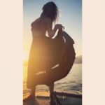 Chelsey Reist Instagram – feelin’ free.

#sunset #fullheart #thislifeilove #unabashed (i appreciate your big hearts @krystalkaju @joshbachh ) Pacific Ocean