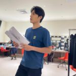 Chen-Kang Tang Instagram - 再次有機會踏上這個舞台 心中充滿感謝 @story_works ❤️ 所有的對手演員們❤️ 所有的舞台人員和小將們❤️ 所有來看戲支持的觀眾、朋友 對你們只有說不完的LoVe🥰 台北場 演出結束🥳🍾️ 台中場 下個月見🤤
