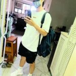 Chen-Kang Tang Instagram - . 一直都很喜歡紀錄我眼中的日常人事物 有天公司同事問我，或許可以把自己也當成眼中的一部分，幫自己把日常紀錄下來～ 嗯～好吧， 看樣子我好像有一點天份，有吧？😏 @casetify @casetify_taiwan #showyourcolors #casetify .