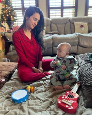 Cherie Jimenez Instagram - 12.25.22 ✨🎄 Christmas Morning with Phoenix ♥️🎸