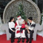 Cherie Jimenez Instagram - Phoenix’s first time meeting “Santa” I must say I was impressed with the Santa at The Westchester Mall 🪄🎅🏻Thank you Gigi ♥️🎄