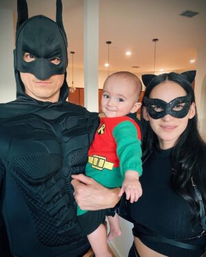 Cherie Jimenez Instagram - 🦇🐈‍⬛🦸🏻‍♂️ • 🎃 • ♥️ Our first Halloween was a success 👻