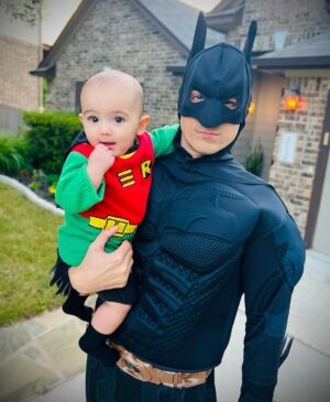 Cherie Jimenez Instagram - BATMAN 🦇 & ROBIN 🦸🏻‍♂️ • 🎃